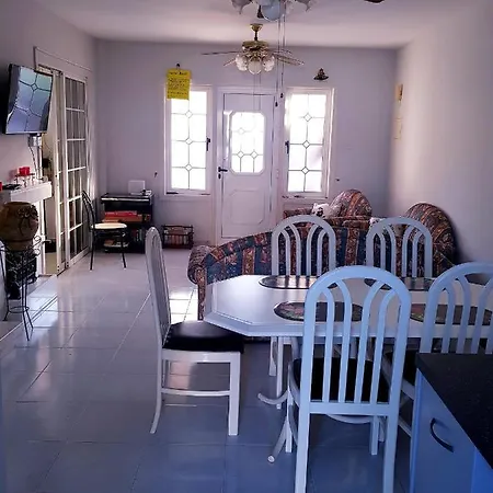 Villa Larnaca Bay - With Pool Pyla